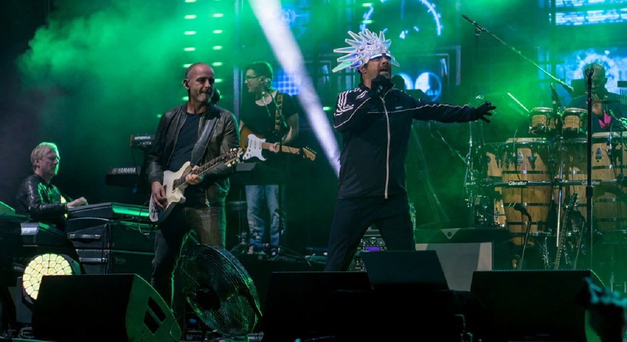 Shakatak eyes of the world 2023. лорна бэннон shakatak. лорна бэннон shakatak. группа shakatak 2009. группа shakatak netefite.