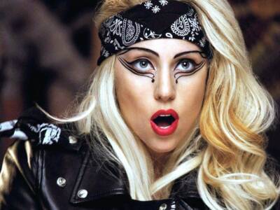 Леди Гага ужаснула папарацци вульгарным платьем и латексными ботинками афиша днепра