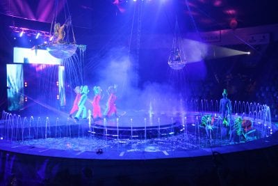 В Днепре можно увидеть уникальный цирк на воде. Афиша Днепра