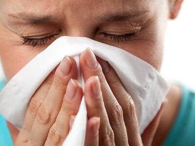 Тополиный пух в Днепре: как спасаться от аллергии. Афиша Днепра