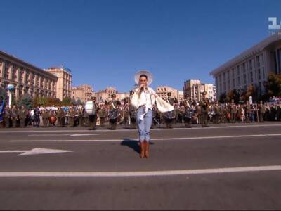На Майдане исполнили необычный гимн Украины. Афиша Днепра