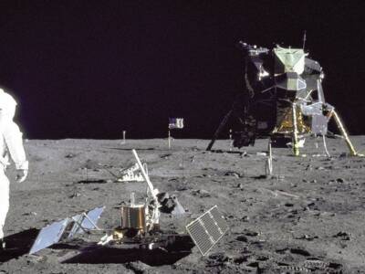 Изготовленный в Днепре "космический попрыгунчик" трижды высадится на Луну. Афиша Днепра