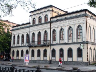 В доме губернатора планируют открыть Музей истории города. Афиша Днепра