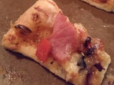 Пицца с тараканами в одном из заведений Днепра: реакция соцсетей. Афиша Днепра