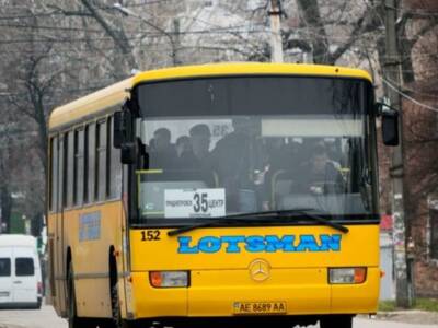 Теперь автобусы в Днепре будут ходить по расписанию. Афиша Днепра