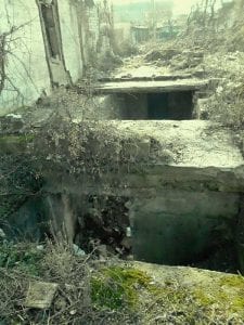 В Днепре обнаружили полуразваленный дом-бункер (Фото). Афиша Днепра