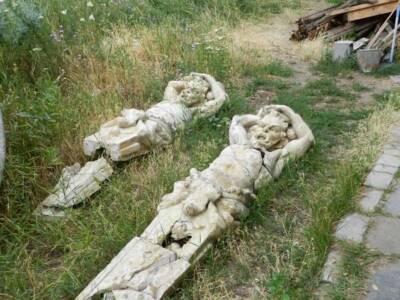 Тайна снесенного дома с атлантами в Днепре: в уникальных статуях прятали сокровища. Афиша Днепра