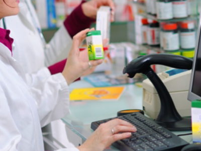В аптеке Днепра благотворительную помощь продавали за деньги. Афиша Днепра