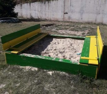 Местное ноу-хау: в Днепре появилась песочница-трансформер (Фото)