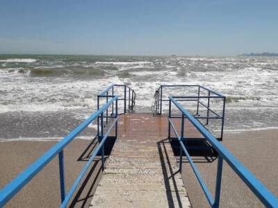В Кирилловке появился пляж для людей с инвалидностью: узнай подробности. Афиша Днепра