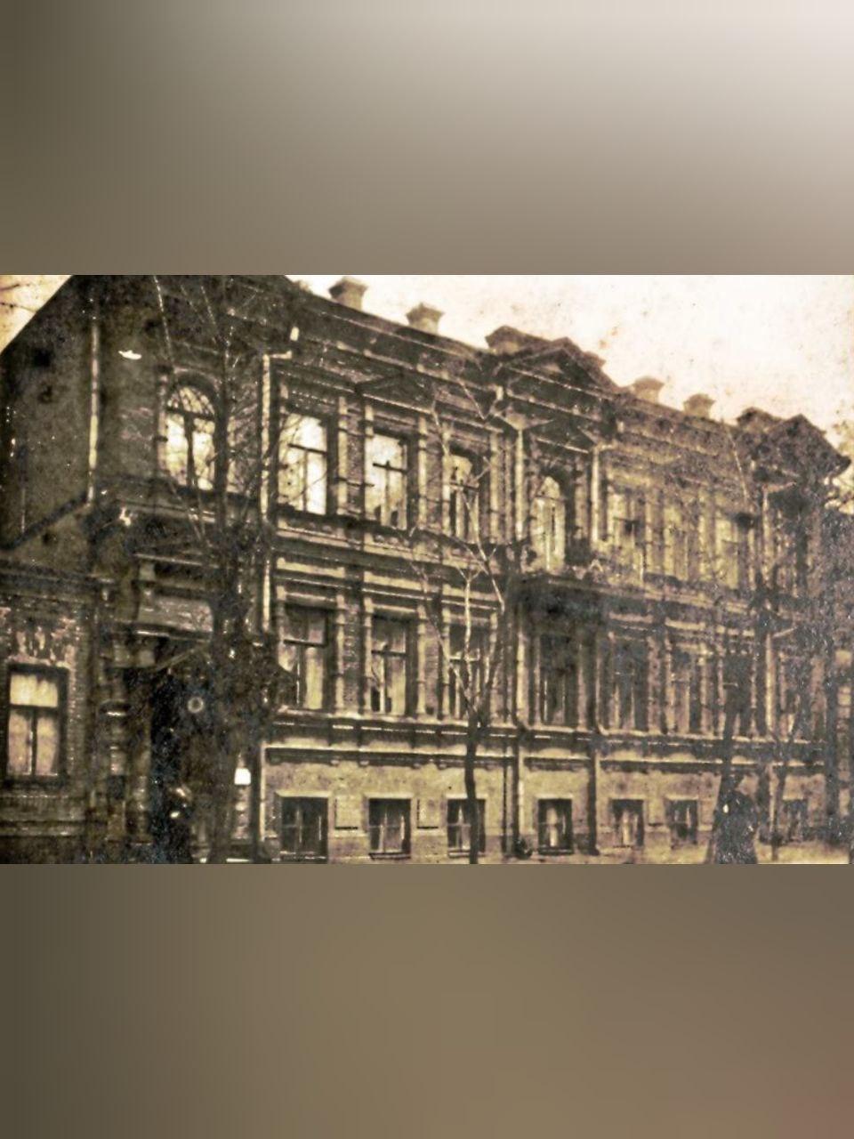 Екатеринославское блуждания. Дворы и подворотни Днепр, 04.09.2020. Афиша Днепра