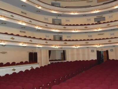 Оперный театр в Днепре объявил коронапаузу: спектакли переносятся. Афиша Днепра