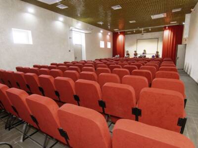 У Дніпрі після реконструкції відкрили культурно-молодіжний центр «Краснопiлля». Афиша Днепра