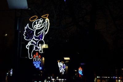 Зимняя сказка: в Днепре сквер Героев засиял огнями (Фото). Афиша Днепра