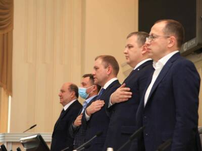 Лица нового Днепропетровского областного совета в 15 фото. Афиша Днепра