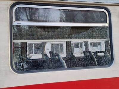 В Днепре группа подростков атаковала трамвай с пассажирами (Фото). Афиша Днепра