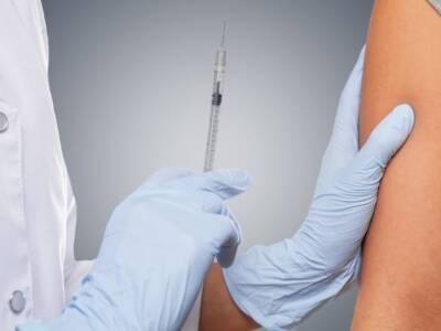 Сколько украинцев готовы вакцинироваться от коронавируса - результаты опроса. Афиша Днепра