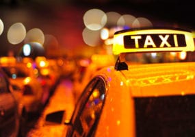 Заказать такси в Днепре: номера и приложения всех служб. Афиша Днепра