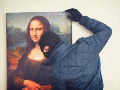 Ценитель искусства: в Днепре мужчина украл картину из подъезда. Афиша Днепра
