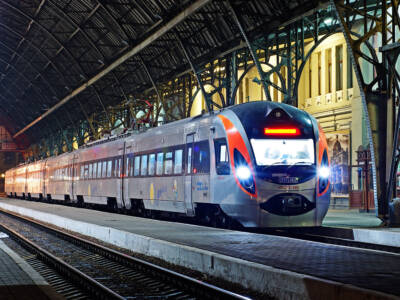 На Приднепровской железной дороге назначили новые поезда. Афиша Днепра