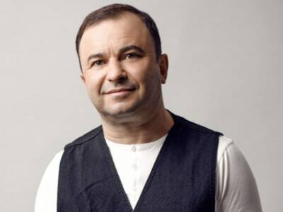 Виктор Павлик признался беременной жене, что влюблен в известную певицу. Афиша Днепра
