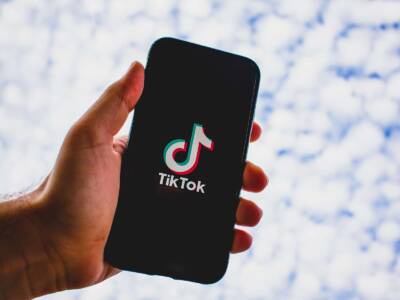 В Украине предлагают запретить социальную сеть TikTok. Афиша Днепра