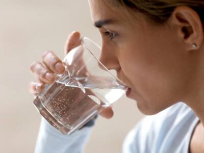 Почему пить воду по утрам полезно для организма. Афиша Днепра