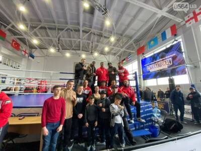 Усик и Ломаченко посетили бои турнира по боксу на Днепропетровщине (Фото). Афиша Днепра