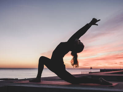 Утренняя йога: как взбодрить тело за 7 минут. Афиша Днепра