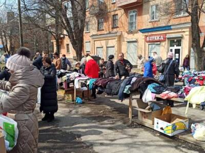 В Днепре людям бесплатно раздавали одежду (Фото). Афиша Днепра
