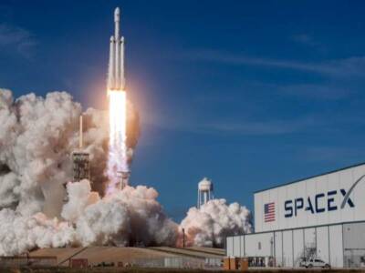 Компания из Днепра будет сотрудничать со SpaceX для миссии на Луну. Афиша Днепра