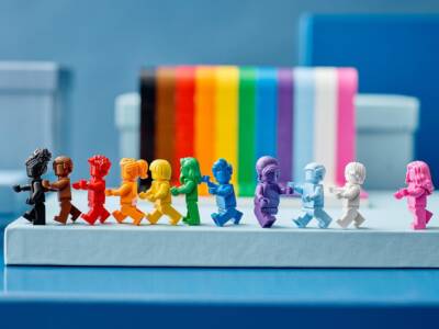 Lego представит первый набор в поддержку ЛГБТ- сообщества. Афиша Днепра