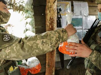 В Днепре волонтеры собрали для военных на передовую пасхальные вкусняшки. Афиша Днепра