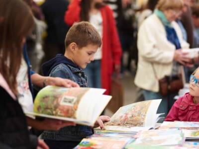 В Днепре для книжного фестиваля ищут волонтеров