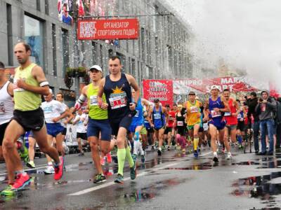 Именитые спортсмены из разных стран и внушительный призовой фонд: Днепр готовится принимать «Almaz Group Dnipro Marathon». Афиша Днепра