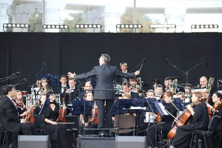 В Днепре на концерт классической музыки собрались тысячи зрителей. Афиша Днепра