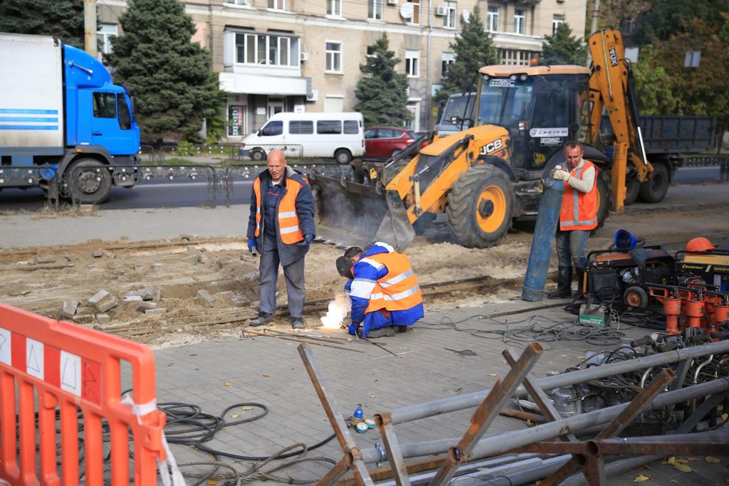 По каким маршрутам в Днепре возобновлено движение транспорта. Афиша Днепра