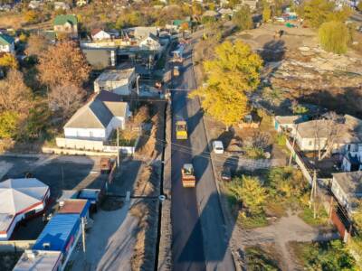 В пригороде Днепра к радости жителей ремонтируют главную улицу. Афиша Днепра