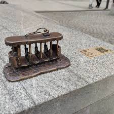 Автобусная экскурсия В поисках минискульптур Днепр, 24.10.2021, цены, фото, отзывы. Афиша Днепра