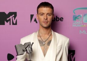 Украинец Макс Барских стал лучшим исполнителем по версии MTV Россия. Афиша Днепра