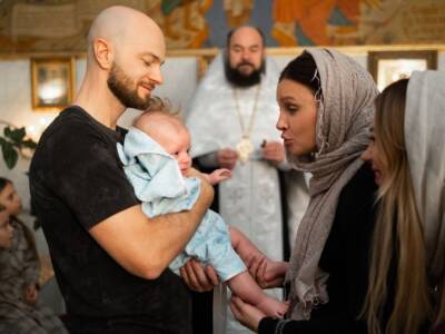 Влад Яма став хрещеним батьком сина дніпровського журналіста. Афиша Днепра