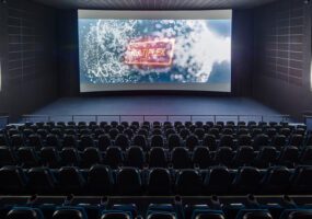 Днепрянка раскритиковала кинотеатр за нарушение правил карантина. Афиша Днепра