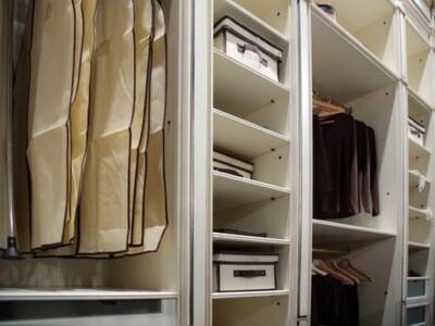 По полочкам: 7 хитростей для хранения одежды в шкафу (фото). Афиша Днепра