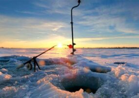 Зимова риболовля на Дніпрі: правила безпеки. Афіша Дніпра